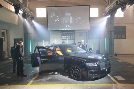 Darker Than Ever


Rolls-Royce’s Bespoke programme is known for creating cars in all colours of the rainbow and more (ahem, Michael Fux), so why go for black?