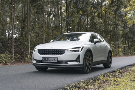If the car vaguely looks like a Volvo XC40, particularly from the front end, that’s probably because it mostly is Polestar started out as a performance sub-brand of the Swedish carmaker. The brand is under ownership of Geely Auto, which also includes Lotus, smart, Proton, and of course, Volvo amongst its 18-brand portfolio. The Chinese auto giant has deemed that Polestar be positioned as a standalone dedicated Electric Vehicle (EV) brand. 


Getting on pole
