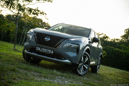 This is the 4th iteration of Nissan’s flagship SUV, if you can believe it. It started off back in 2001 as a cheap and chunky pseudo 4x4, a contender in the vanguard of ‘soft-roaders’ that included big players like the Toyota RAV4 and Mitsubishi Outlander. 

Like those two examples, the X-Trail has subtly poshed-up and polished out its rough edges over the years. With seven seats and more fuel-sipping technology thanks to Nissan’s quirky e-POWER powertrain, is that enough to give it the edge over its fierce SUV competition?

Sleek and refined