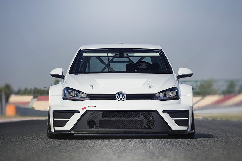Flared arches make this one of the widest Golf 7s to ever burn tarmac.