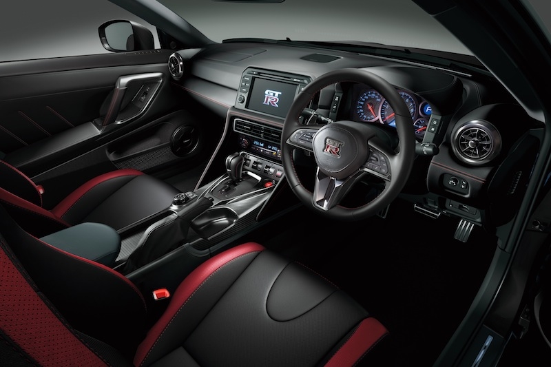 An entirely new dashboard and instrument panel is covered with high quality leather; 8-inch touch-screen monitor and new Display Command control allows easy operation