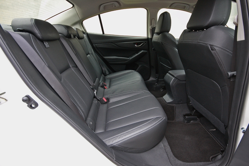 Ample legroom at the rear