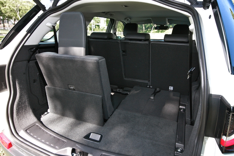 Third row seat folds flat to give you more boot space