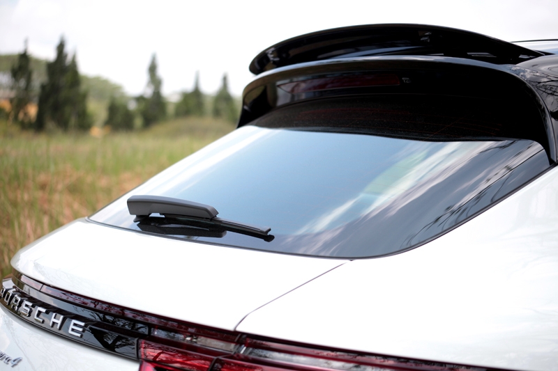 The retractable spoiler that can be called on at the press of a button