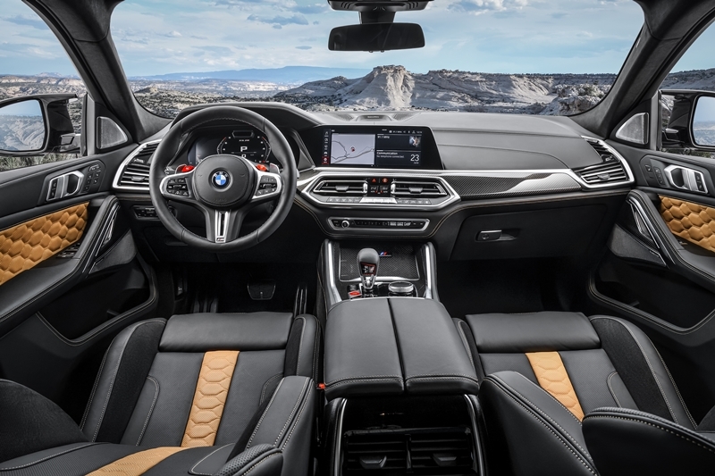 Inside the cockpit of the BMW X6 M Competition