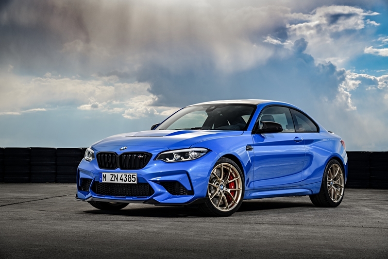 The new BMW M2 CS in its heavenly glory!