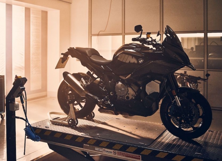 BMW Motorrad M 1000 R and M 1000 RR Launched in Singapore