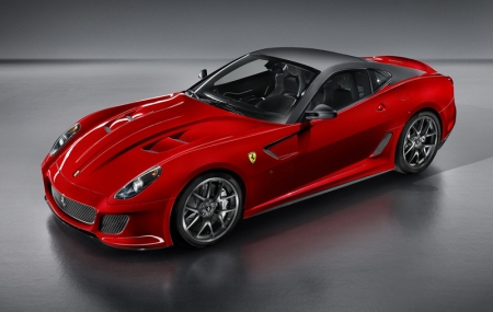 Just 599 cars will be built, each powered by an uprated version of the Enzo-derived 6.0-litre V12 engine. Power is up from 612bhp to 661bhp, while weight tumbles from 1,690kg to 1,605kg, allowing the GTO to sprint from 0-62mph in 3.4 seconds – 0.3 seconds faster than before – and hit a top speed in excess of 208mph.