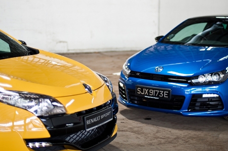 From the onset, the Megane Renault Sport (RS for short) has the fresher looks. Being the newer model, it has that advantage. That said, Scirocco R's front bumper adds visual aggression and sets it well apart from its lesser siblings.