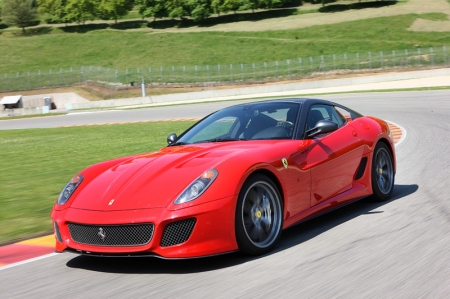 Just 599 of the new 599 GTO models are being hand-built for clients around the world who seek the ultimate expression of high-performance driving, and the entire production has been sold out since April 2010. Designed on the platform of the production Ferrari 599 GTB, but developed to offer the ultimate performance, the 599 GTO is effectively a road-going version of the 599XX, the advanced experimental track car which led the Ferrari Owners Club track parade at the Singapore Grand Prix in September.