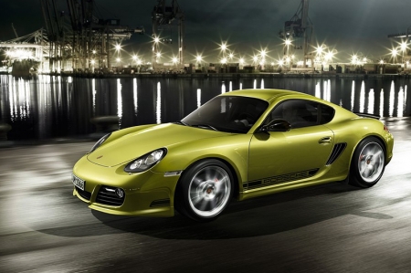 The newest member of the mid-engined Cayman family features the highly efficient 3.4-litre, flat six-cylinder Direct Fuel Injection (DFI) boxer engine found in the Cayman S, but it has been tuned to produce an additional 10 hp. With a six-speed manual transmission, the Porsche Cayman R sprints from a stand-still to 62 mph in 5.0 seconds, two-tenths of a second faster than the Cayman S.