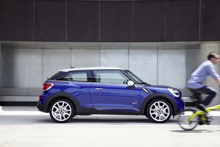 The Paceman will come in quite a powerful engine line-up, with standard lowered sports suspension that will lend to the trademark MINI go-kart feel. 