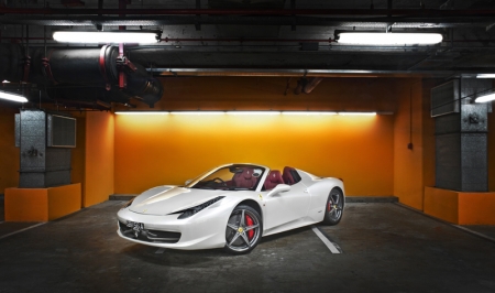 Okay back to the car… the 458 spider. It is ridiculously good, for the first time that after giving the car back, my Jag suddenly feels like it has lost a few cylinders. I was having pretty bad withdrawal symptoms for the next few days.