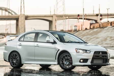 Sadly, this, the Evo X Final Edition, will be the model's swansong. After ten, well, evolutions, its storied 23-year history will be coming to an end. There will not be a replacement for the current Evo X (which has been in production since 2007), as Mitsubishi wants to move towards increased electrification and hybridisation of its cars. 