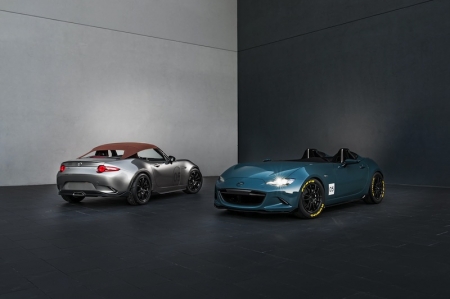 Designers drew inspiration from vintage roadsters. The MX-5 Spyder features a 'bikini top', Mercury Silver exterior, carbon fibre aero kit and grille intake, lightweight 17-inch Yokohama Advan Racing RS II wheels and a Spinneybeck Prima natural full-grain leather interior. The MX-5 Speedster, meanwhile, pares the roadster back to the bare essentials — it even has a deflector in place of the windscreen — for an old school wind-in-the-hair sports car experience. Mazda took its weight-cutting passion to extremes with for example carbon fibre doors and seats as well as custom 16-inch Rays 57 Extreme Gram Lights wheels. The Speedster tips the scales at only 943 kg, and is also 30 mm lower than the production MX-5 thanks to an adjustable coilover suspension.