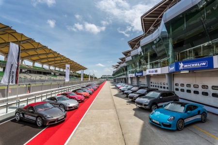 Recently, Porsche hosted the Porsche World Roadshow 2016 at the Sepang International Circuit in Kuala Lumpur, with more than 280 participants from across Asia provided with a unique Porsche driving experience — us included. During this one-day programme, we put the array of Porsches through braking, slalom, vehicle handling exercises, and an off-road experience. 