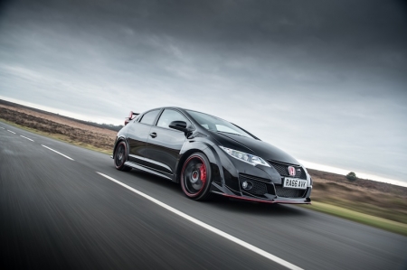 Already on their way to dealers across the UK, the Civic Type R Black Edition features a predominantly black interior with red accents which add to the premium cabin feel, whilst the exterior is differentiated from the standard version by red rear wing end plates on the spoiler.