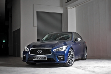 Perhaps the fellas over at Infiniti really, really, really wanted to produce one oh-so-badly. So finally parent Nissan agreed, and allowed them to shoehorn a GTR into a Q50; tadaa, say hello to the Q50 Eau Rouge. Exciting times ahead for Infiniti, it seems, as this is their chance to pit something against the established AMG, M and even RS.