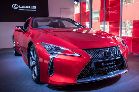 Two variants are available — the LC 500 packing a naturally aspirated 5.0-litre V8 with 470bhp, and the LC Hybrid featuring a 3.5-litre V6 with a Multi-Stage Hybrid System that produces 353bhp.