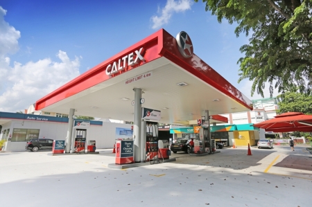 Consistent with their tagline, “Enjoy the Journey”, Caltex aims to provide an excellent experience for drivers with facilities such as the 5-star Refreshrooms, and Star Marts that offer everything from groceries to pastries. Caltex has a network of 27 service stations in Singapore, ensuring that motorists have access to Caltex with Techron petrol no matter where they’re at. 