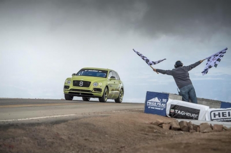 Climbing almost 1,524 meters through 156 corners, the Bentayga deployed its unique combination of a 600 bhp, 900 Nm W12 engine, adaptive air suspension, active electric 48V anti-roll control and carbon ceramic brakes to set a stunning new benchmark.