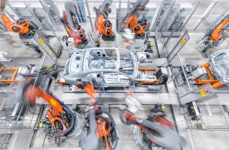 There is so much science, technology, design, engineering and behind-the-scenes processes/efforts that goes into manufacturing an automobile that we so often take for granted.
Naturally, we are ecstatic to learn that Audi is the first manufacturer to offer online interactive factory tours  (at the Ingolstadt site) with effect from Wednesday, 12th February 2020. From the comfort of your own homes or even on the go, you can learn how an Audi is made from production commencement to the last manual operation at the final assembly stage. Questions? Fret not! An experienced tour guide is present to accompany the virtual tour, share exclusive knowledge and answer any questions you may have on the live stream.