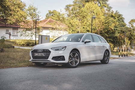 The car we have here today is no RS model though. In fact, it’s the base model engine spec available for the A4 Avant. This 2.0-litre turbocharged estate pushes out a decent 148 hp and 270 Nm of torque and is the only model available for the A4 Avant.