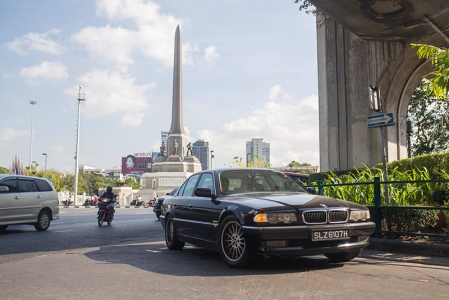 It all began with conversation about how our friend's recently-acquired BMW 728i (E38) was an excellent mile muncher. Before we knew it, Google Maps was pulled out, and these words set us past the point of no return.


