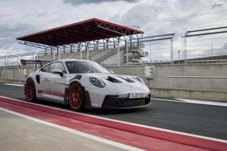 Before diving into this latest 992-generation 911 GT3 RS, let's take a trip down memory lane...
