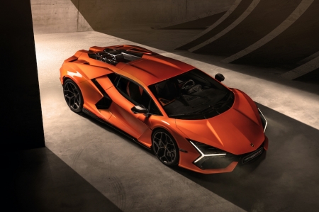 At long last, we now have the official launch of the All-New Lamborghini Revuelto.

The successor to the world-renowned Aventador and next in line to the throne, the Lamborghini Revuelto is the second car from the Italian marque that utilises an electrified drivetrain, after the Sian debuted with the new powertrain configuration.

Evolution

