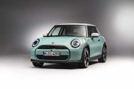 The standard Cooper is designated with a 'C', and the performance variant with an 'S.' This is how MINI designates the performance levels of its petrol engines within the new model family.