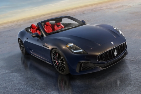 On 1 March 2024 in Modena, Italy, Maserati debuted GranCabrio, Maserati’s latest creation dedicated to driving enthusiasts who demand the greatest levels of comfort and style. GranCabrio is a brand-new and equally elegant open-top version of its GranTurismo coupe twin.